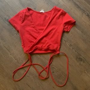 Garage XS red V-neck crop top with straps down the waste❤️